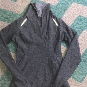 Lululemon 1/4 Zip sweater